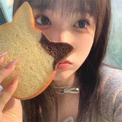 挨及皇后秘史